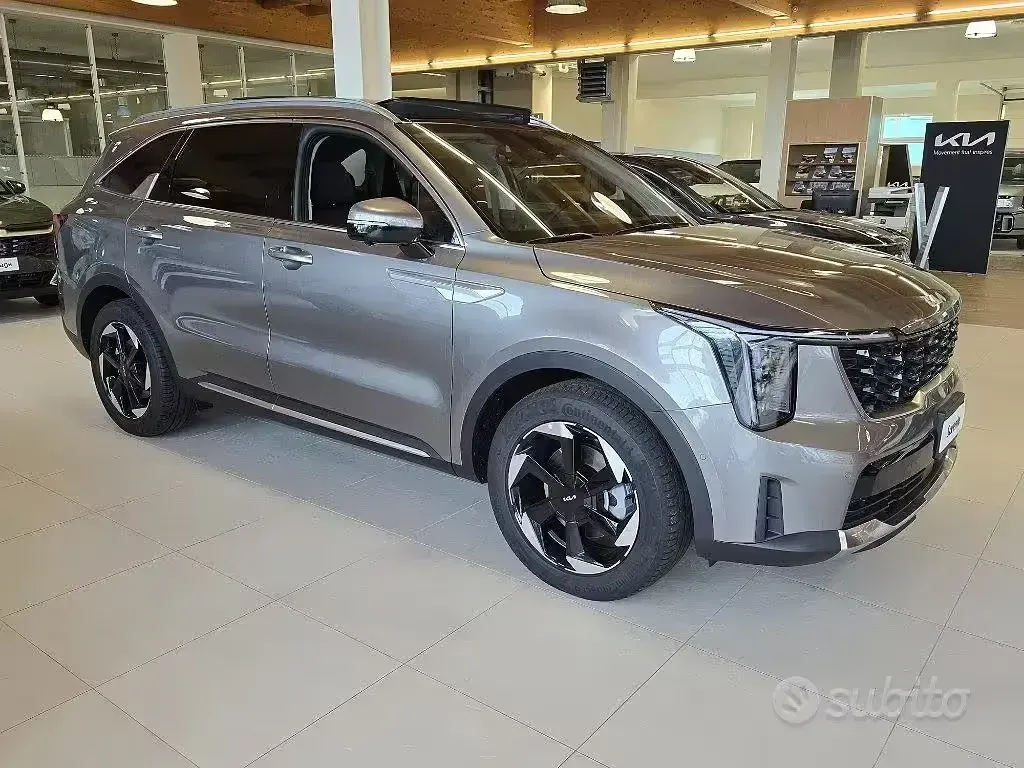 Nuova Kia Sorento 160 CV (117 kW) 2026 Grigio SUV