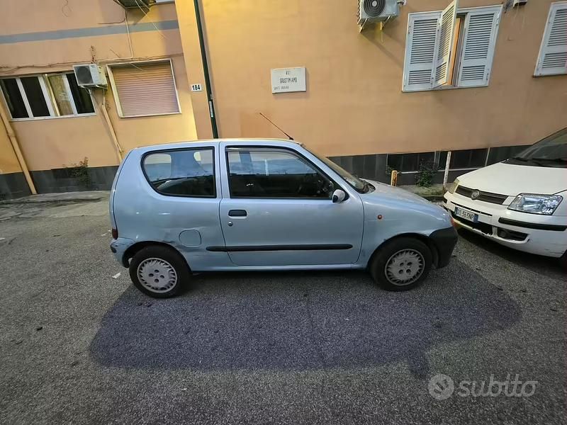 Usata Fiat 600 54 CV (39 kW) 2000 Berlina