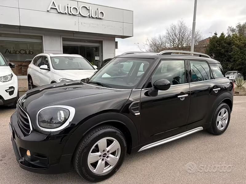 Usata Mini One D Countryman Hype 115 CV (84 kW) 2017 Nero SUV