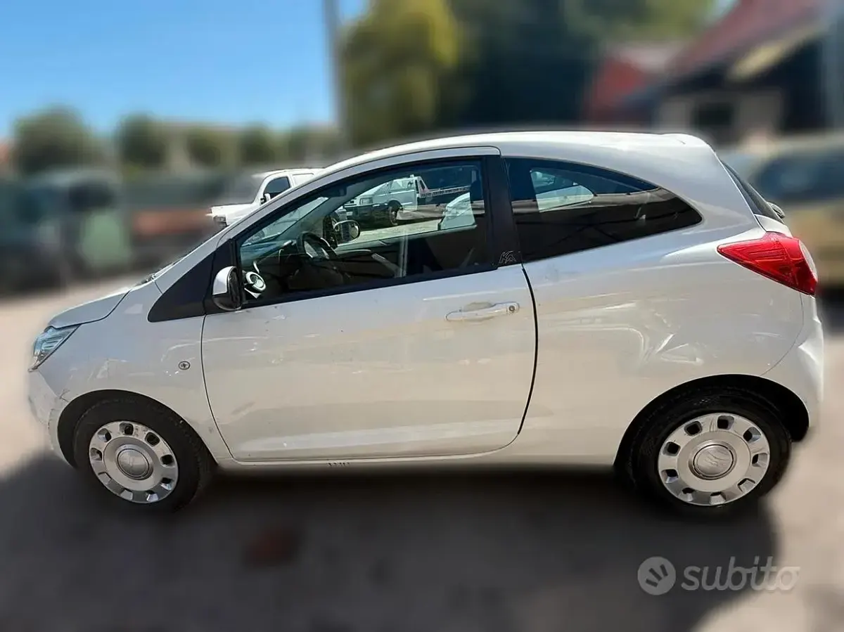 Usata Ford Ka 69 CV (50 kW) 2013 Bianco Utilitaria