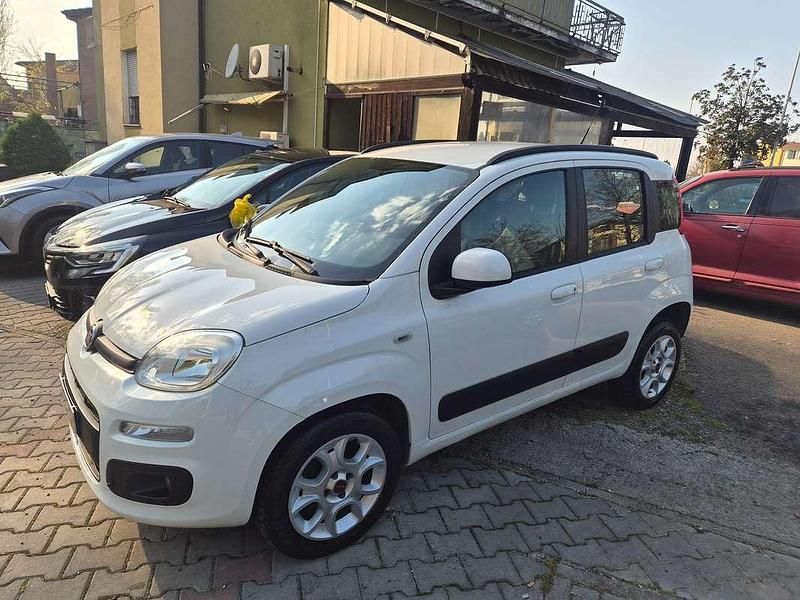 Usata Fiat Panda Lounge 80 CV (58 kW) 2015 Bianco Utilitaria