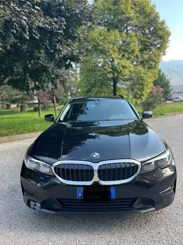 Usata BMW 320 Sport Line 163 CV (119 kW) 2021 Station wagon