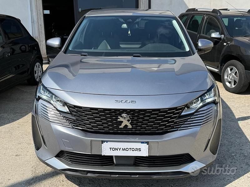 Usata Peugeot 3008 Allure 130 CV (95 kW) 2021 Grigio SUV