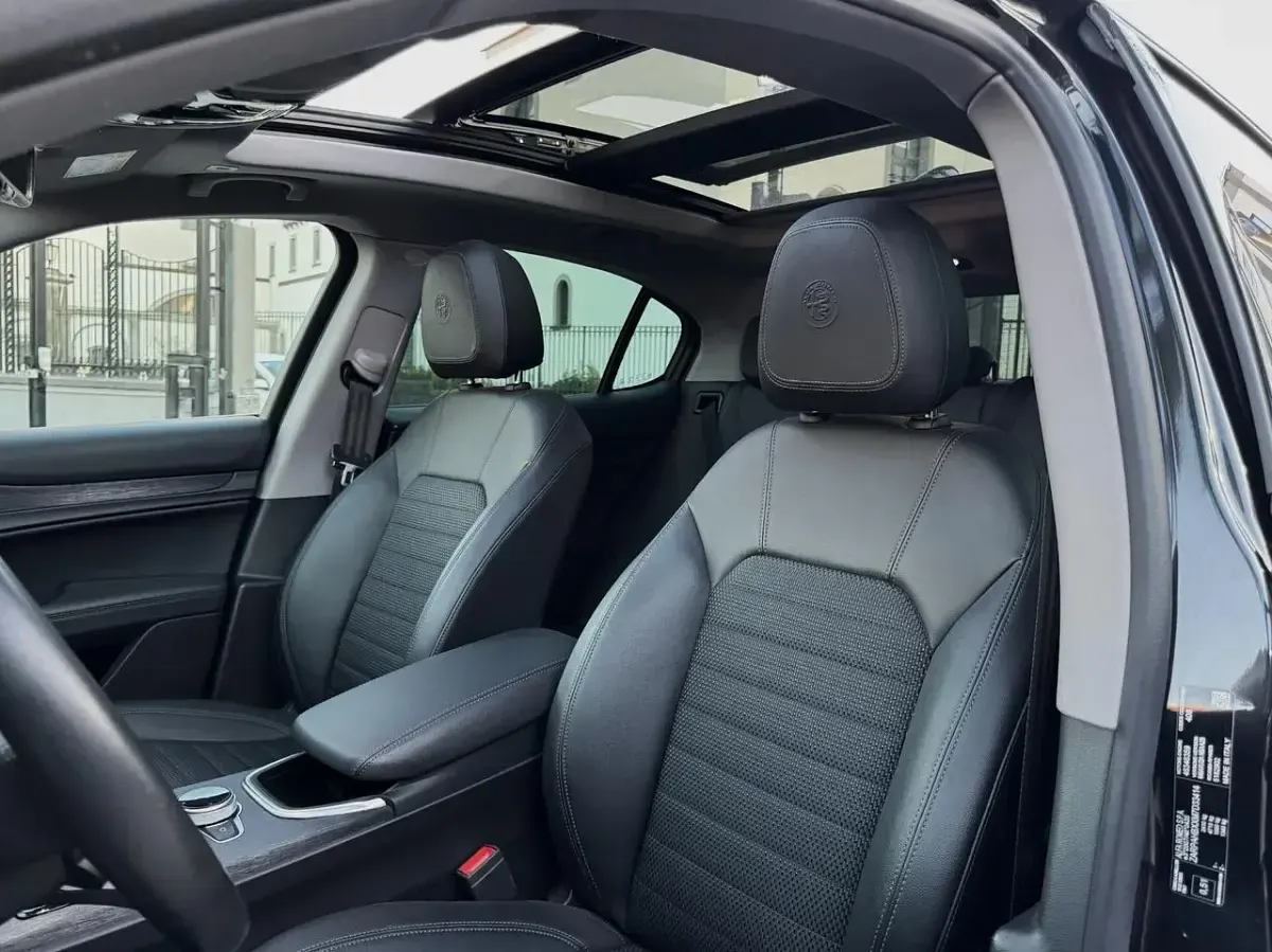 Usata Alfa Romeo Stelvio Super 190 CV (139 kW) 2021 Nero SUV