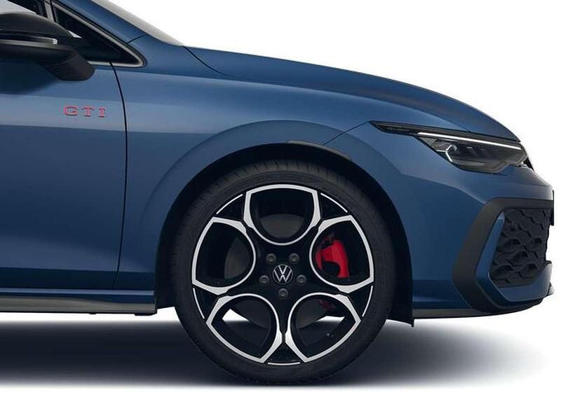 Nuova VW Golf VIII GTI 265 CV (194 kW) 2026 Anemone blue metallizzato Berlina