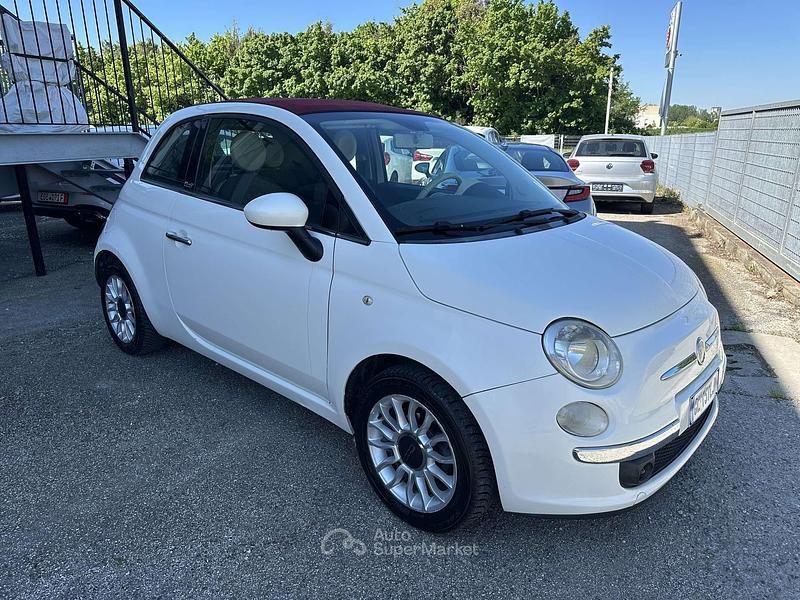 Begagnad Fiat 500C Lounge 95 HK (69 kW) 2009 Vit Cab