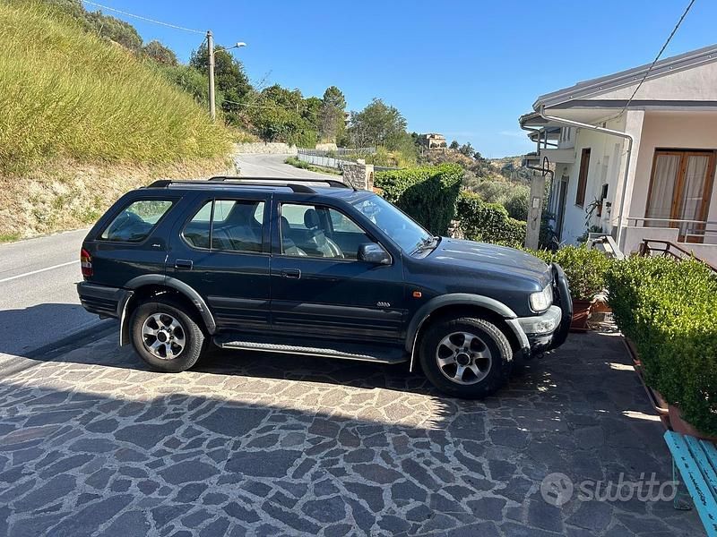 Usata 2000 Opel Frontera Edition SUV | 6000 € (Buon prezzo) - Immagine 1/4