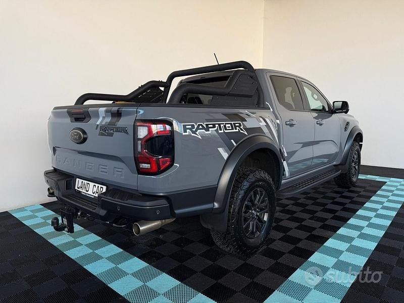 Usata Ford Ranger Raptor 292 CV (214 kW) 2023 Grigio Pick-up