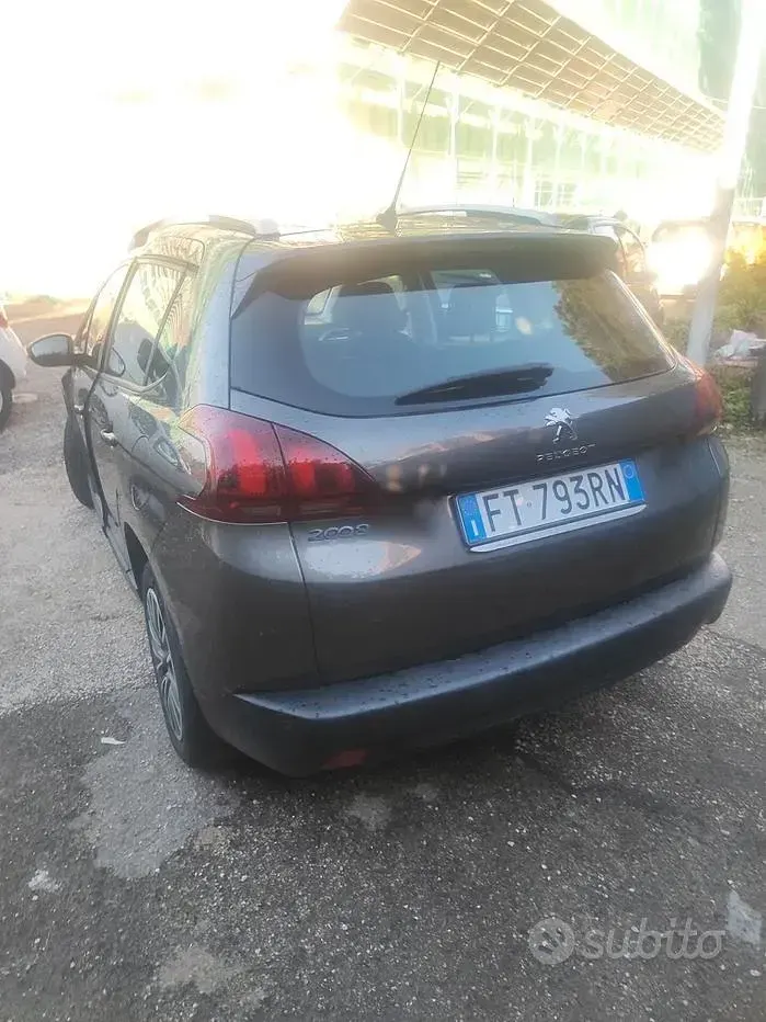 Usata Peugeot 2008 Active 82 CV (60 kW) 2019 Grigio SUV