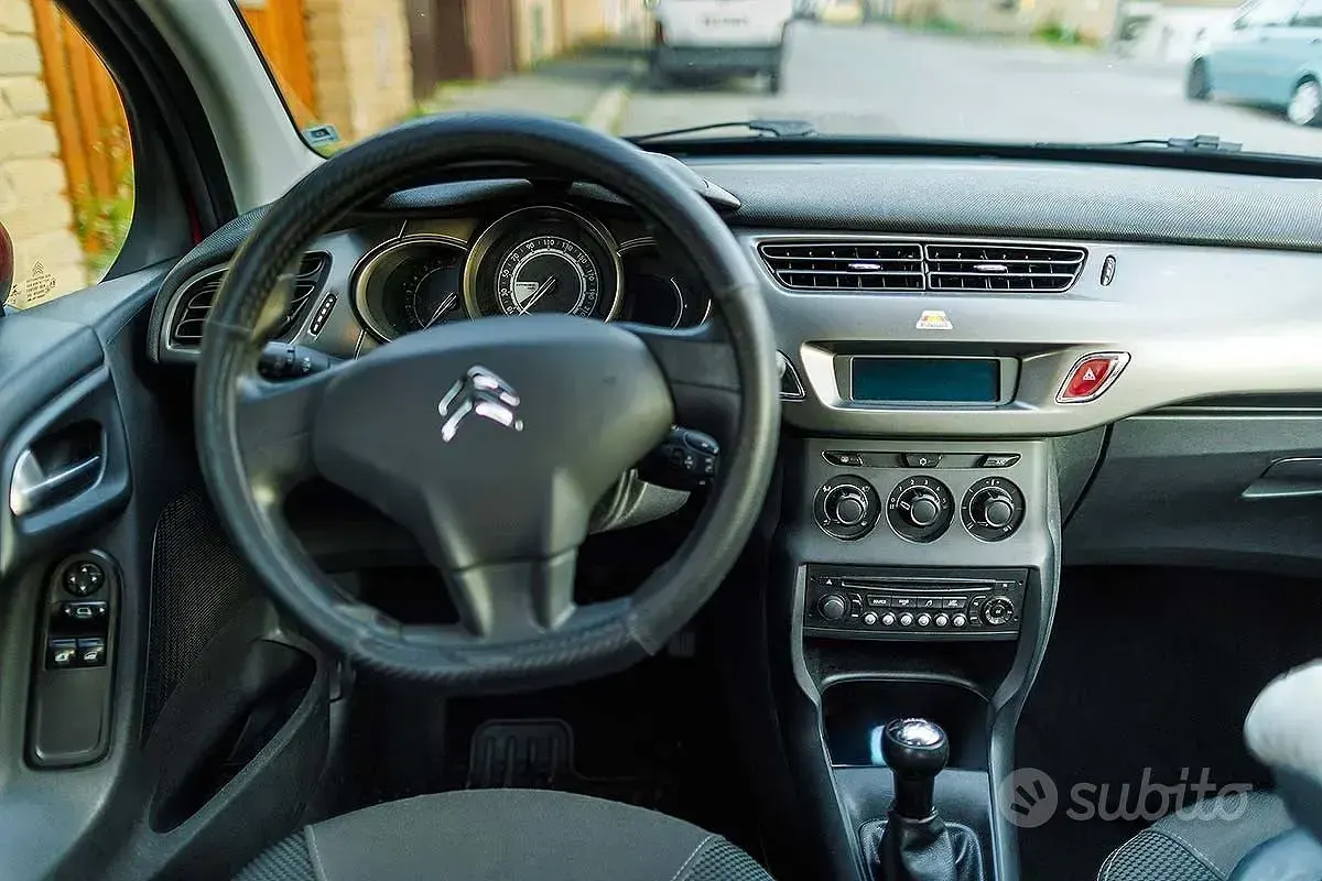 Usata Citroën C3 82 CV (60 kW) 2015 Rosso Berlina