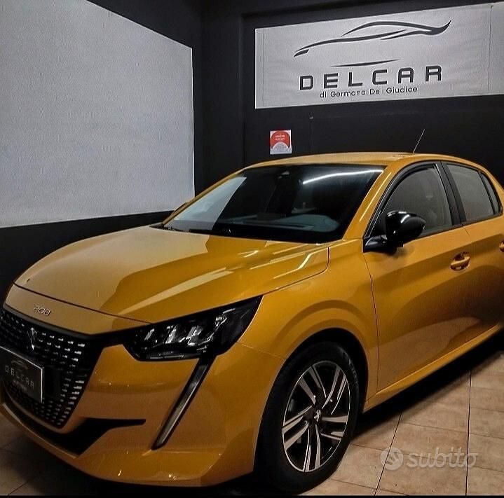 Usata Peugeot 208 Active 74 CV (54 kW) 2023 Giallo Utilitaria