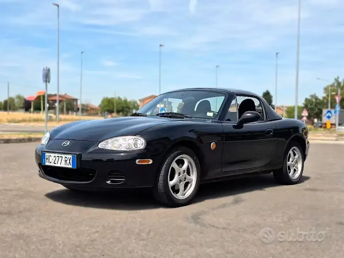Usata Mazda MX5 110 CV (80 kW) 2004 Nero Cabrio
