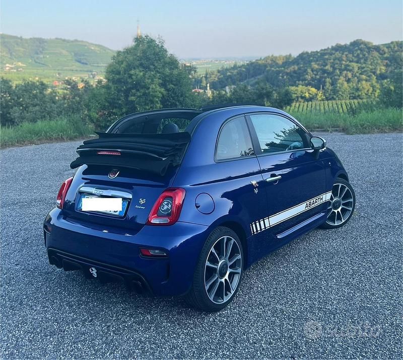 Usata Abarth 595C 180 CV (132 kW) 2016 Blu Cabrio