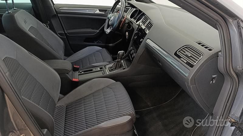 Usata VW Golf VII Sport 115 CV (84 kW) 2019 Grigio Berlina