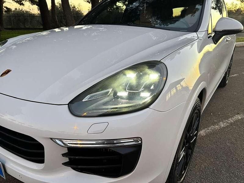 Usata Porsche Cayenne Platinum Edition 250 CV (183 kW) 2017 Bianco SUV