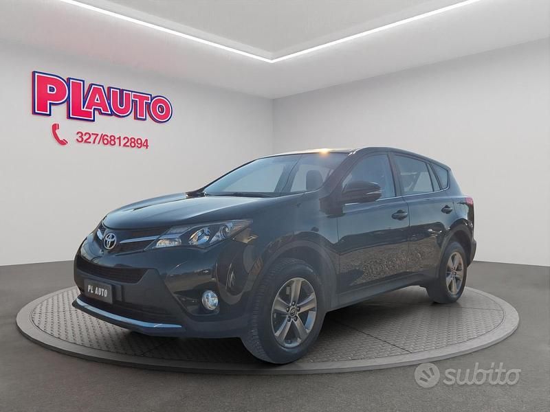 Second-hand Toyota RAV4 Style 124 CP (91 kW) 2015 Negru SUV