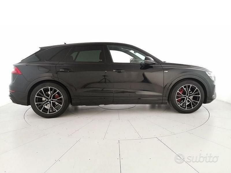 Usata Audi Q8 Sport 340 CV (250 kW) 2022 Nero SUV