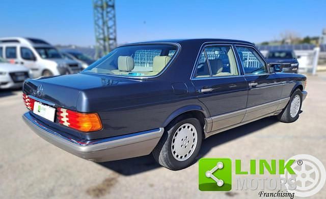 Usata Mercedes 300 SE 179 CV (131 kW) 1990 Blu Berlina