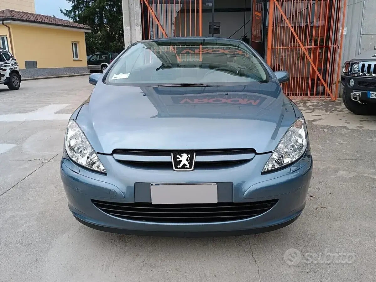 Usata Peugeot 307 CC 109 CV (80 kW) 2005 Blu Cabrio
