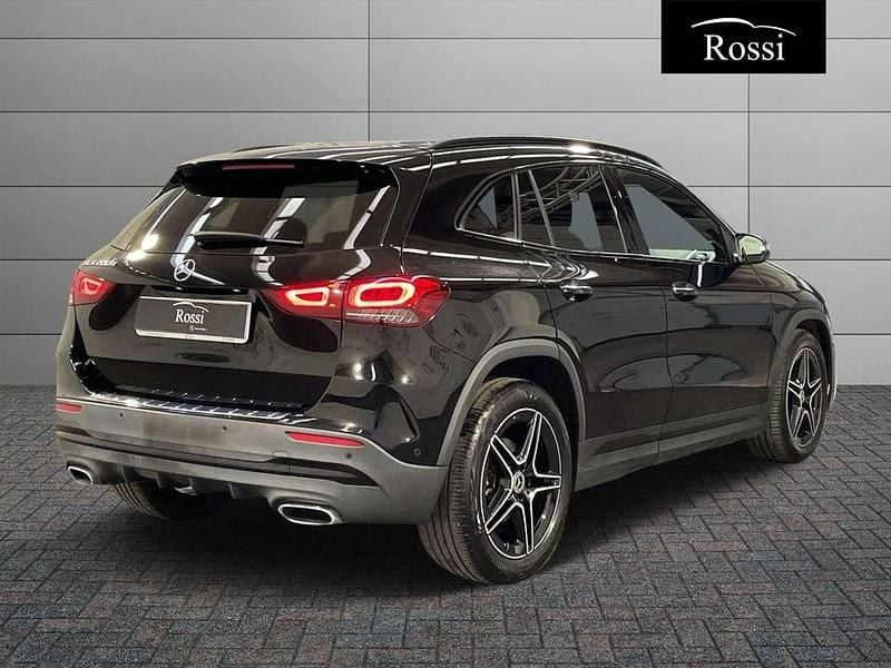 Usata Mercedes GLA200 Premium 150 CV (110 kW) 2023 Nero metallizzato SUV