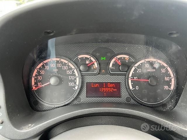 Usata Fiat Panda Dynamic 60 CV (44 kW) 2010 Bianco Utilitaria