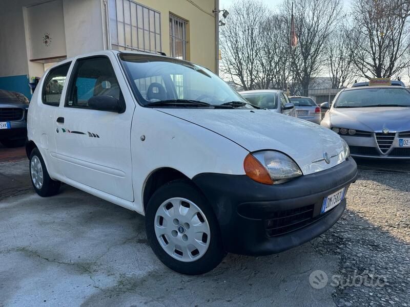 Bianco Usata 2008 Fiat 600 Active Due volumi | 2350 € (Buon prezzo) - Immagine 1/4