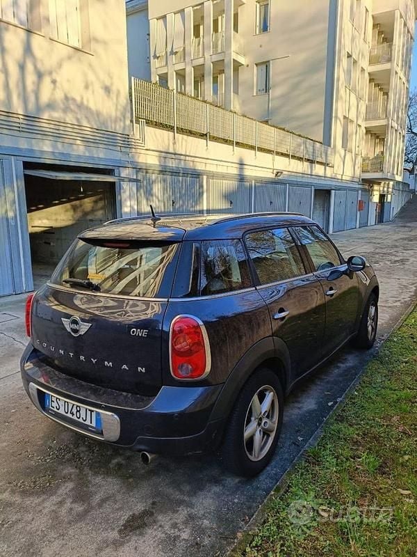 Usata Mini One Countryman 98 CV (72 kW) 2013 Blu SUV
