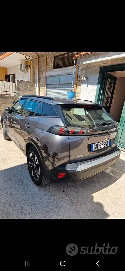 Usata Peugeot 2008 Allure 131 CV (96 kW) 2020 Grigio SUV