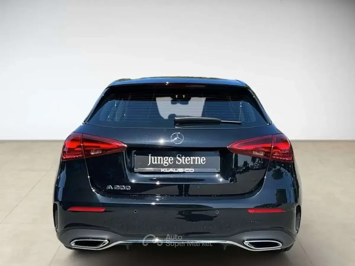 Usata Mercedes A200 AMG line 163 CV (119 kW) 2024 Nero Berlina