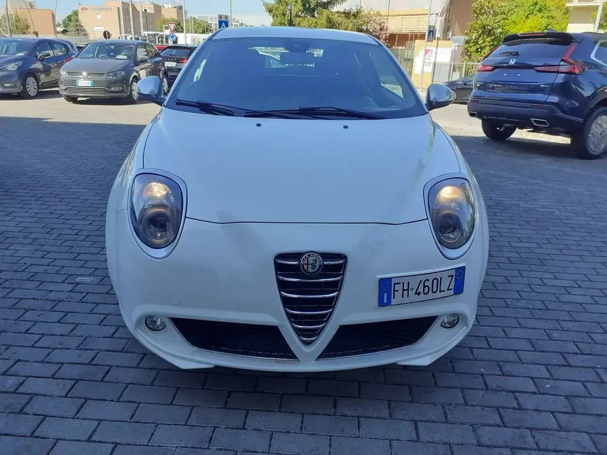 Usata Alfa Romeo MiTo 77 CV (56 kW) 2017 Bianco Utilitaria
