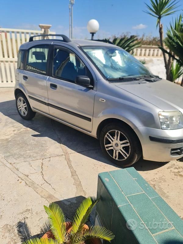 Usata Fiat Panda 60 CV (44 kW) 2004 Grigio Utilitaria