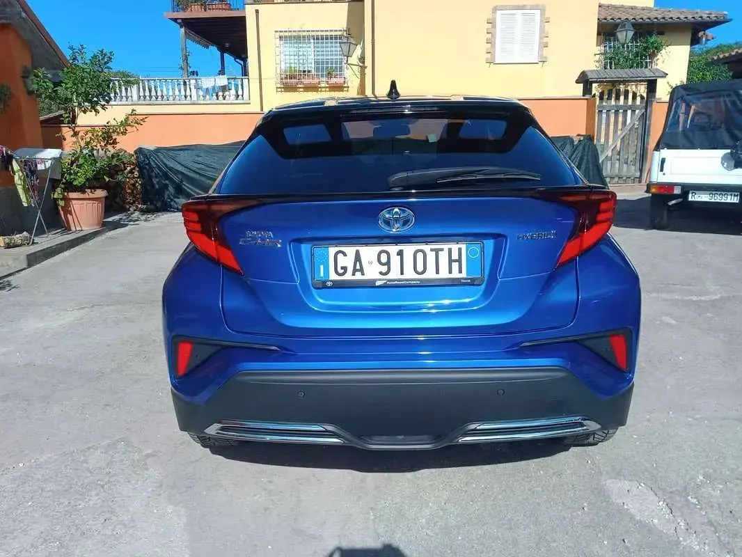 Usata Toyota C-HR Style 152 CV (111 kW) 2020 Blu/azzurro SUV