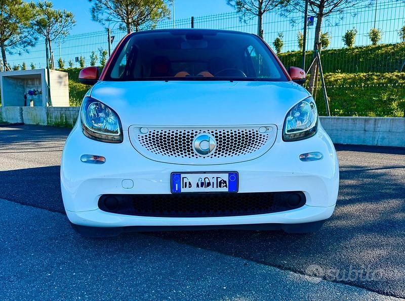 Usata Smart ForTwo Coupé 71 CV (52 kW) 2015 Bianco Coupé