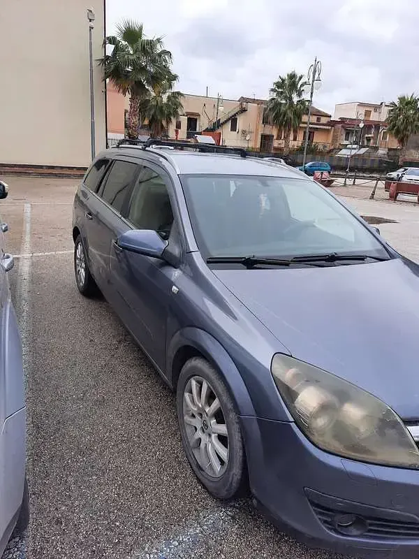 Usata Opel Astra 101 CV (74 kW) 2006 Station wagon
