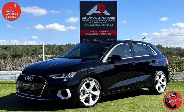 Nero Usata 2022 Audi A3 Advanced Tre volumi | 26.900 € (Buon prezzo) - Immagine 1/4