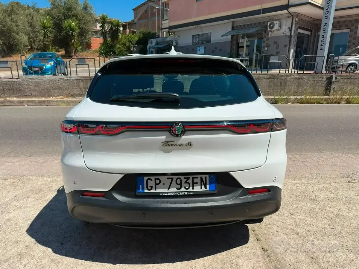 Usata Alfa Romeo Tonale Sprint 131 CV (96 kW) 2023 Bianco SUV