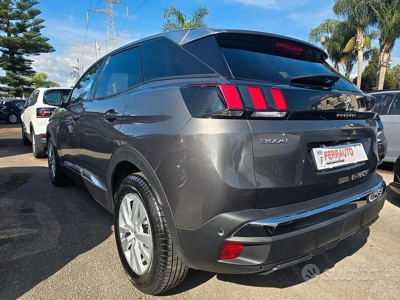 Usata Peugeot 3008 Allure 131 CV (96 kW) 2023 Grigio SUV