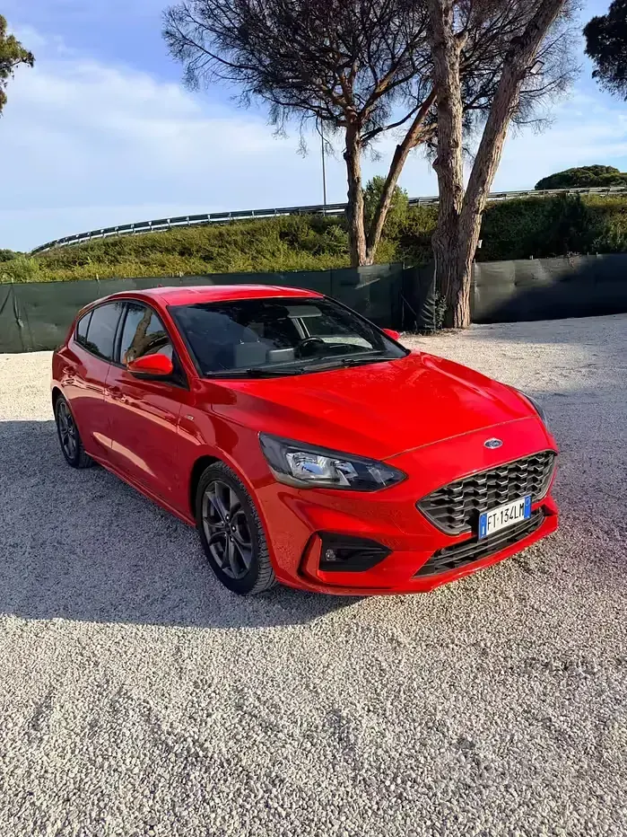 Usata Ford Focus ST-Line 125 CV (91 kW) 2019 Rosso Berlina