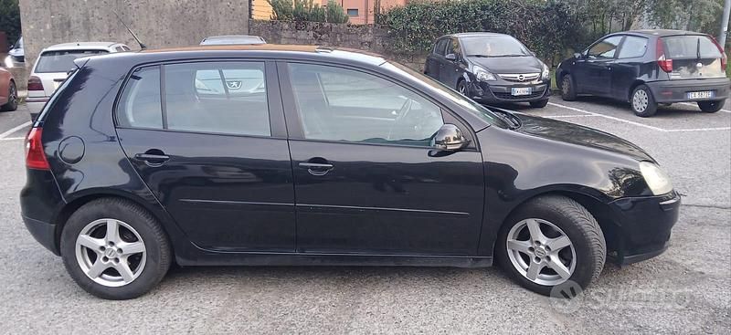 Usata VW Golf IV Comfortline 105 CV (77 kW) 2006 Nero Berlina