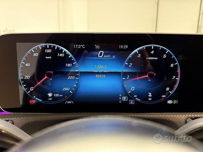 Usata Mercedes CLA180 Premium 136 CV (100 kW) 2020 Grigio Berlina