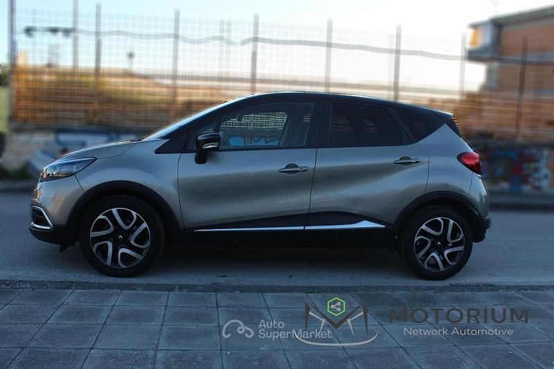 Usata Renault Captur 90 CV (66 kW) 2013 Rosso SUV