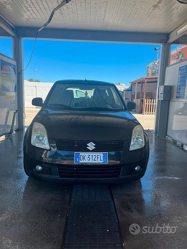 Usata Suzuki Swift 2007 Nero Utilitaria