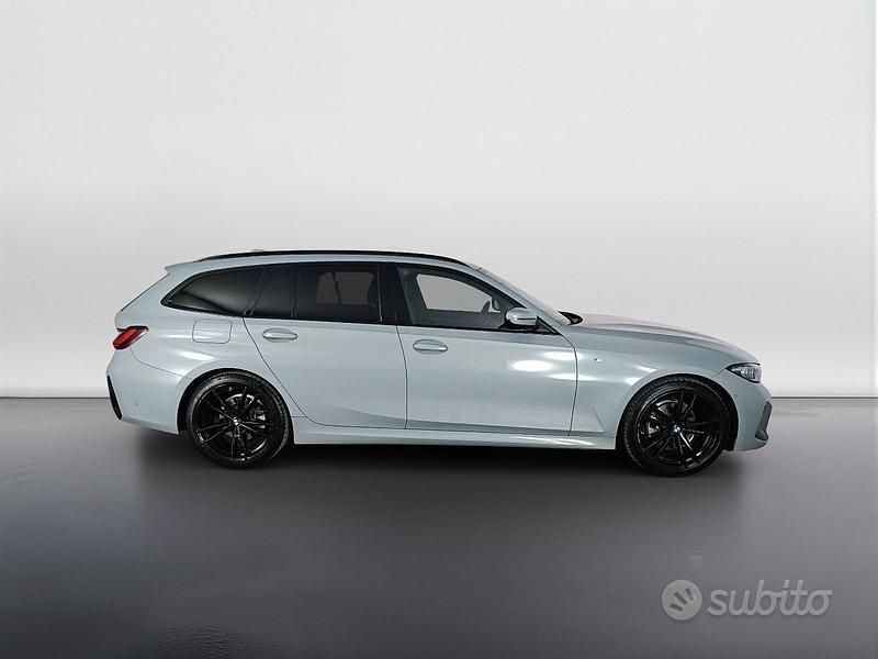 Usata BMW 320e M Sport 190 CV (139 kW) 2023 Grigio Station wagon