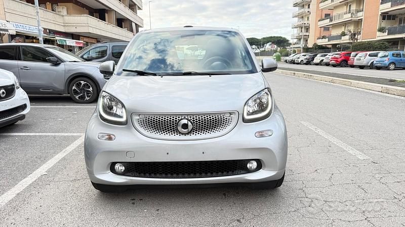 Usata Smart ForTwo Cabrio Prime 90 CV (66 kW) 2019 Grigio Cabrio