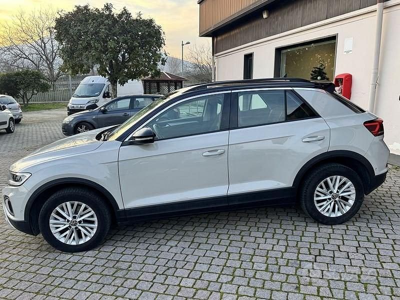 Usata VW T-Roc Life 150 CV (110 kW) 2022 Grigio SUV