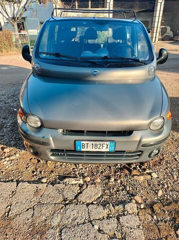 Usata Fiat Multipla 2001 Grigio Monovolume