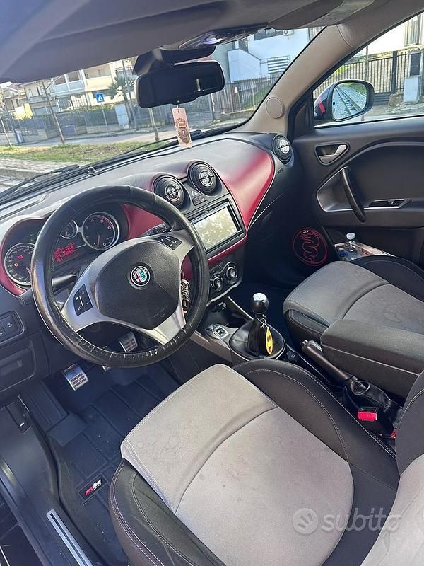 Usata Alfa Romeo MiTo 85 CV (62 kW) 2013 Nero Utilitaria