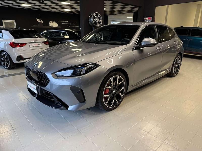 Usata BMW 118 M Sport 150 CV (110 kW) 2024 Grigio scuro Utilitaria