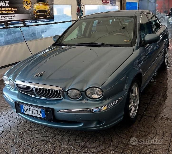 Grigio Usata 2004 Jaguar X-type Tre volumi | 4999 € - Immagine 1/4