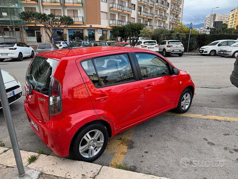 Usata Subaru Justy 69 CV (50 kW) 2009 Rosso Utilitaria